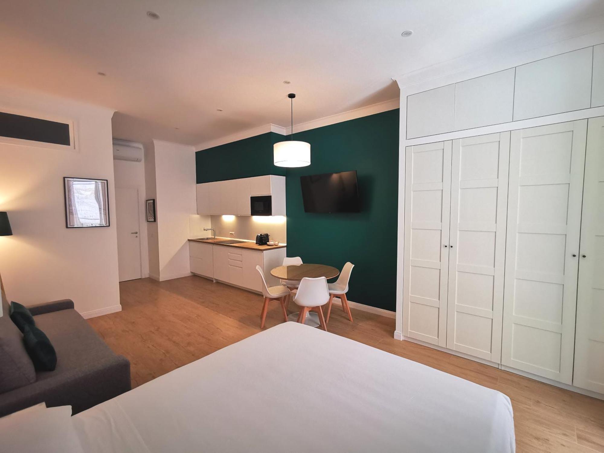 Cattaro 65 - Flexible Check-In Apartments Барі Екстер'єр фото