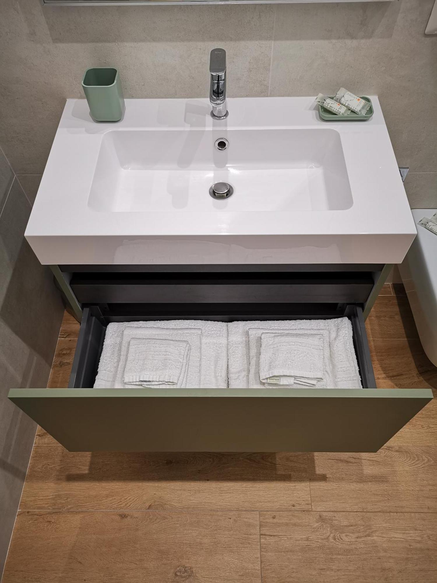 Cattaro 65 - Flexible Check-In Apartments Барі Екстер'єр фото