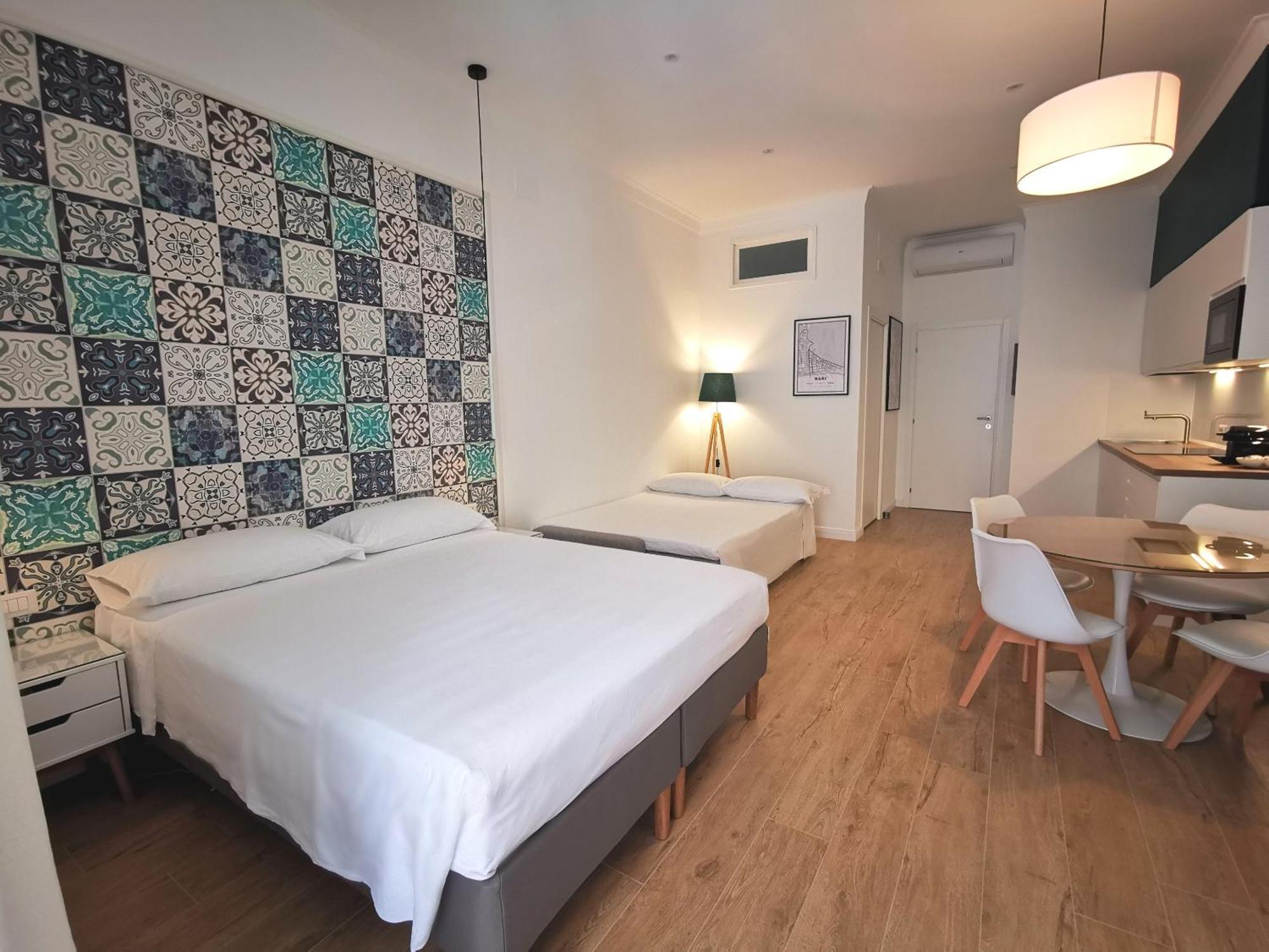 Cattaro 65 - Flexible Check-In Apartments Барі Екстер'єр фото