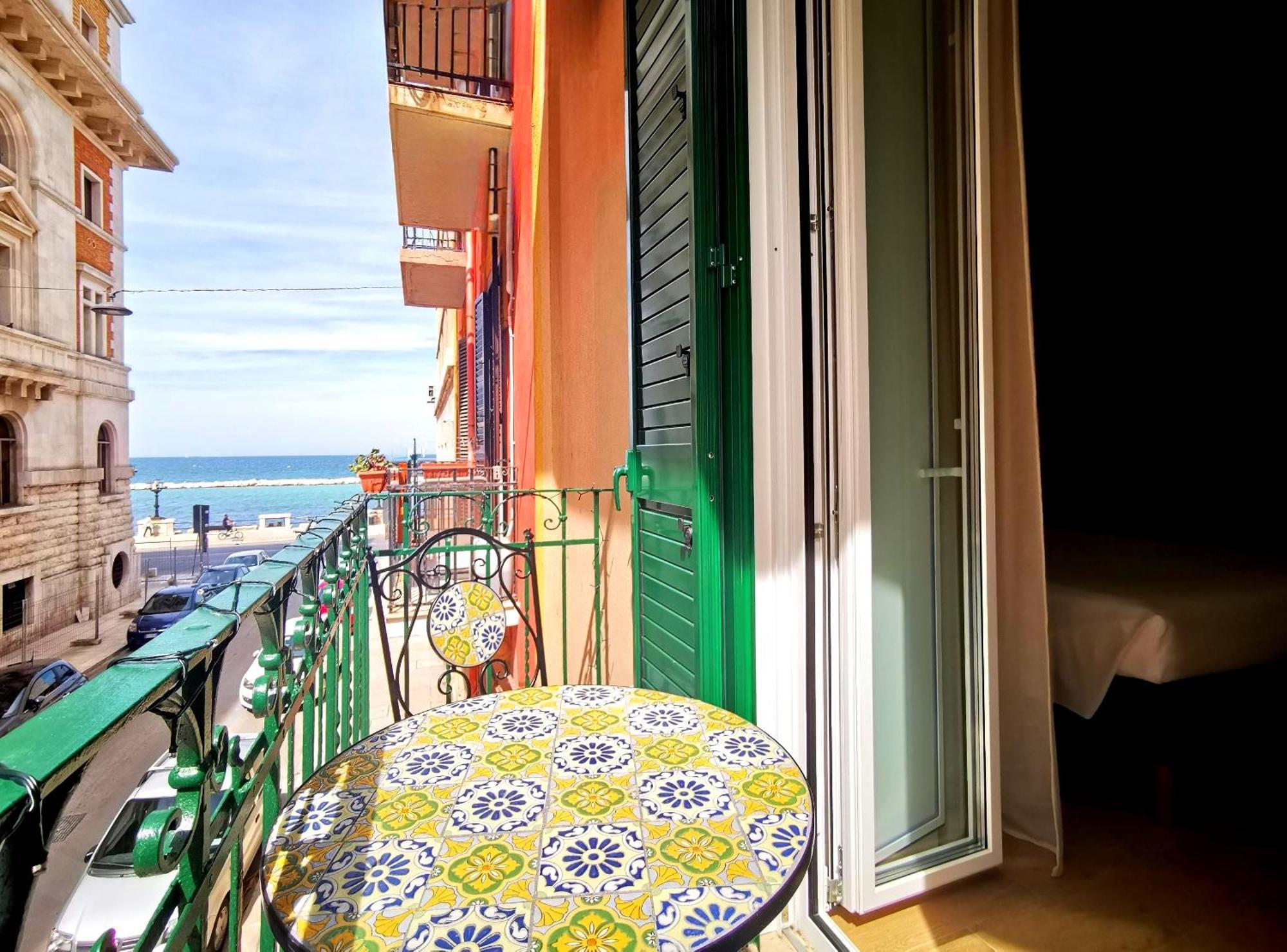 Cattaro 65 - Flexible Check-In Apartments Барі Екстер'єр фото